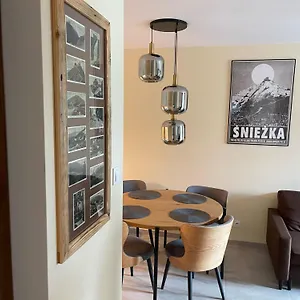  Apartament And Chill